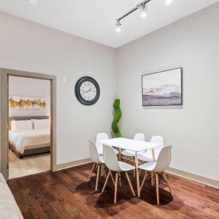 Ferienwohnung Grand Luxury Premium Vaulted Ceilings Woodbridge Exterior foto