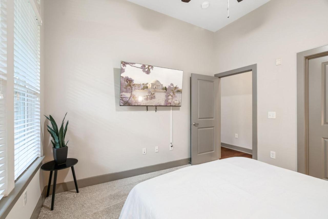 Ferienwohnung Grand Luxury Premium Vaulted Ceilings Woodbridge Exterior foto
